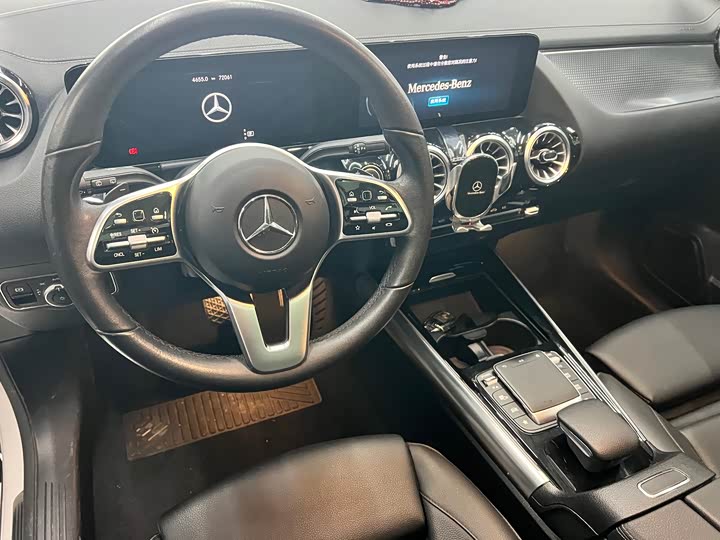 Фото 6 - Mercedes-Benz GLA-Class