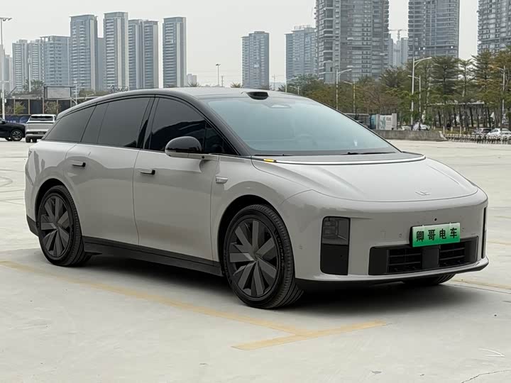 Фото 3 - LiXiang i6