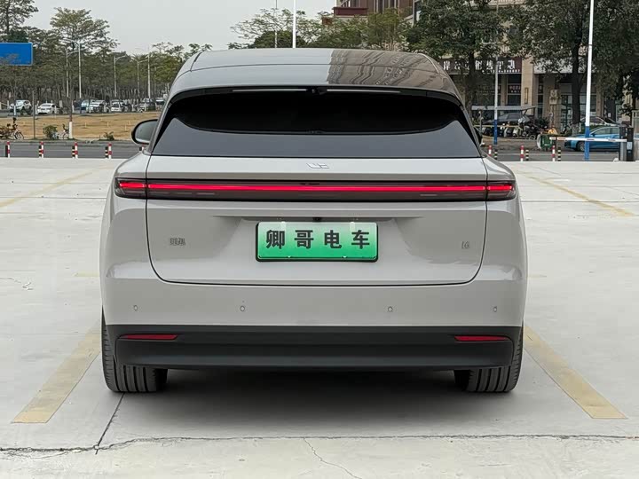 Фото 5 - LiXiang i6