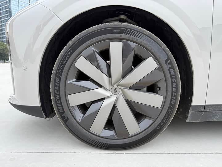 Фото 9 - LiXiang i6