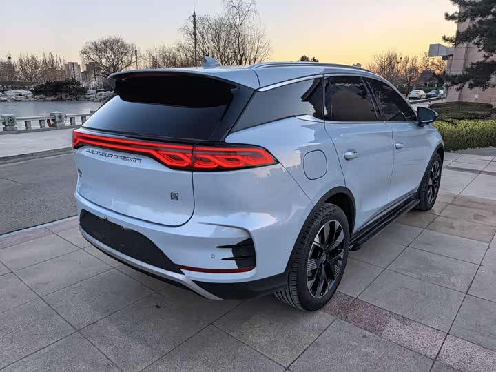 Фото 6 - BYD Tang Hybrid/EV