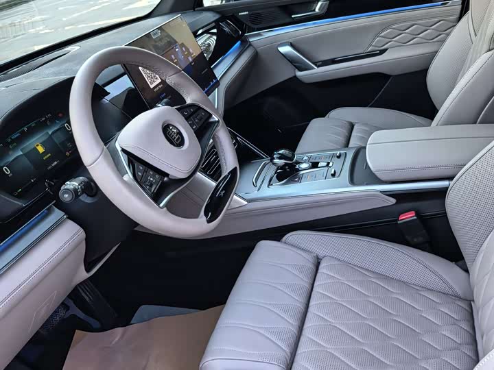 Фото 7 - BYD Tang Hybrid/EV