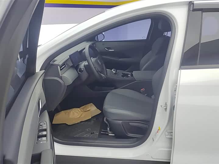 Фото 9 - BYD Qin Plus