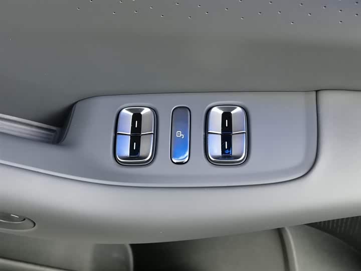 Фото 9 - XPeng F57