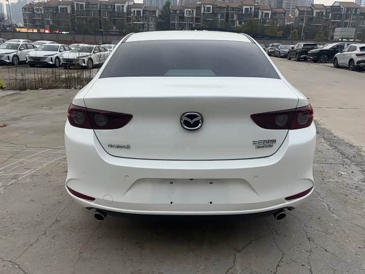 Фото 9 - Mazda 3 (Axela)