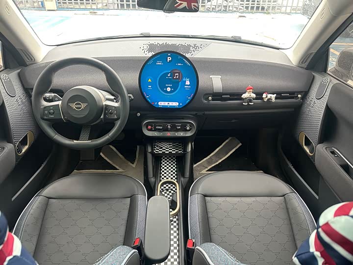 Фото 7 - Mini Cooper