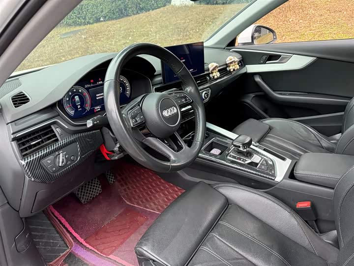 Фото 7 - Audi A4L