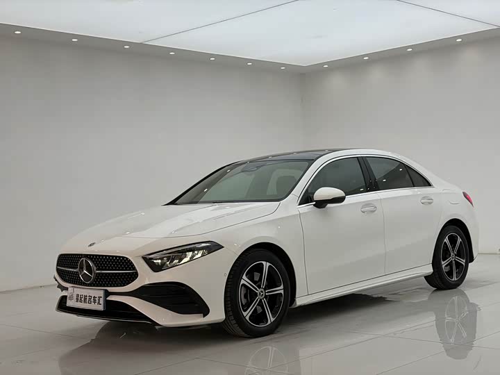 Фото 1 - Mercedes-Benz A-Class