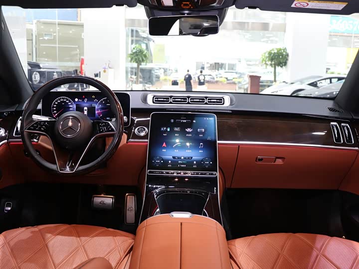 Фото 5 - Mercedes-Benz Maybach S-Class