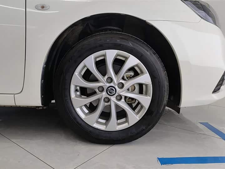 Фото 6 - Nissan Sylphy