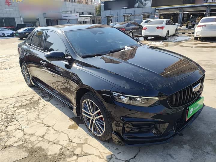 Фото 4 - Geely Preface