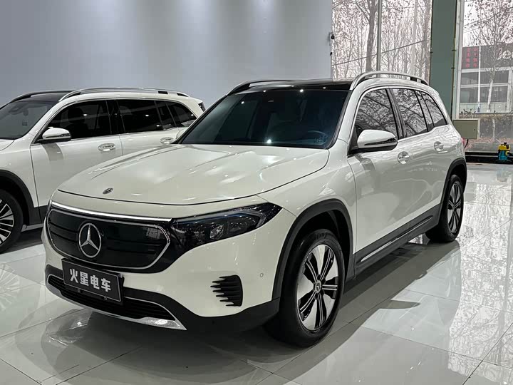 Фото 3 - Mercedes-Benz EQB