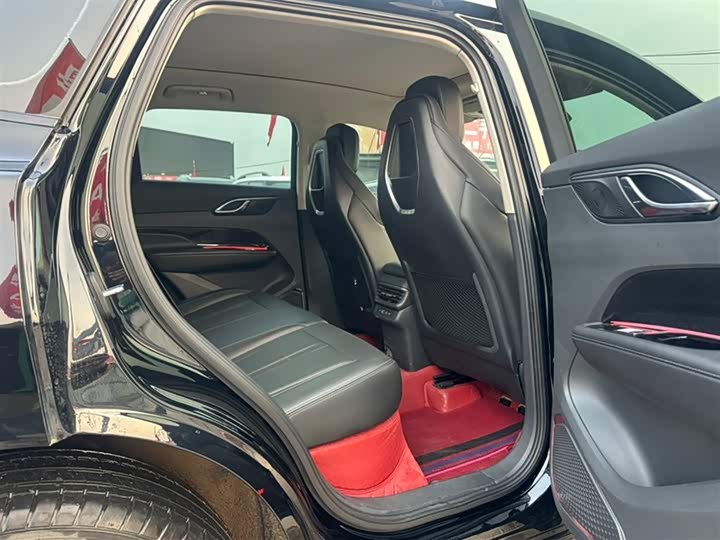 Фото 6 - Hongqi HS3