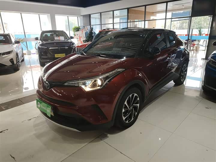 Фото 1 - Toyota Izoa