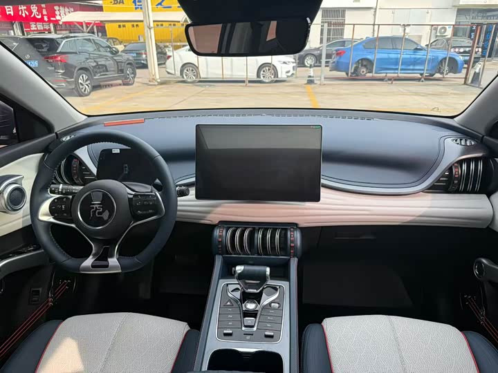 Фото 9 - BYD Yuan Plus