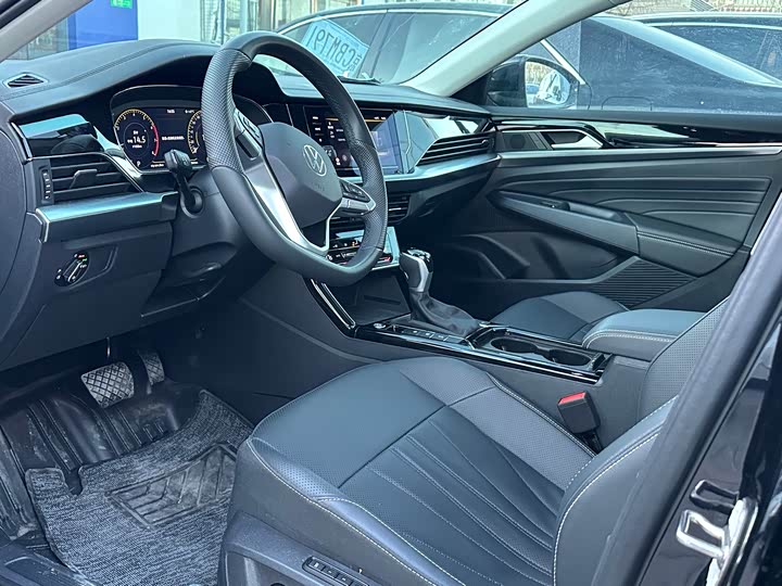 Фото 3 - Volkswagen Passat