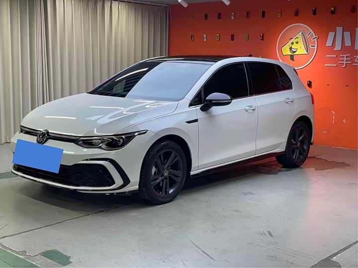 Фото 1 - Volkswagen Golf