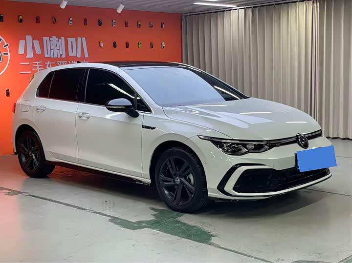 Фото 3 - Volkswagen Golf