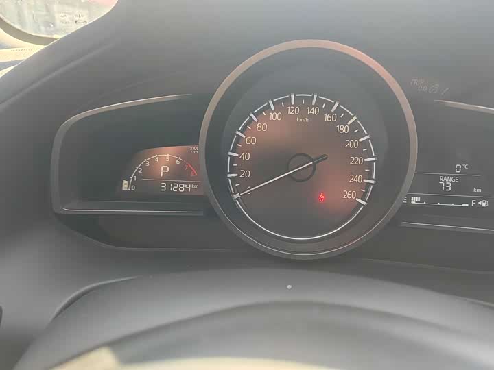 Фото 8 - Mazda CX-4