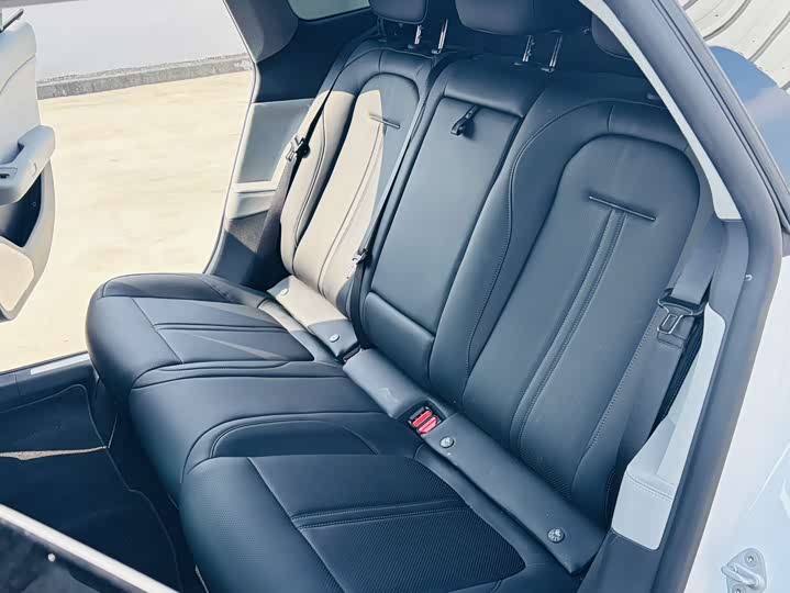 Фото 5 - Zeekr 007