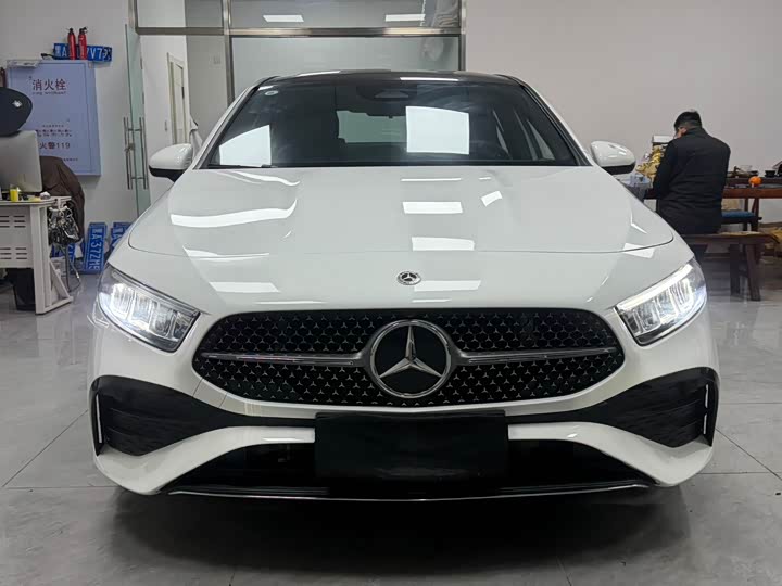 Фото 4 - Mercedes-Benz A-Class
