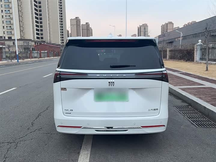 Фото 6 - Buick GL8 Hybrid