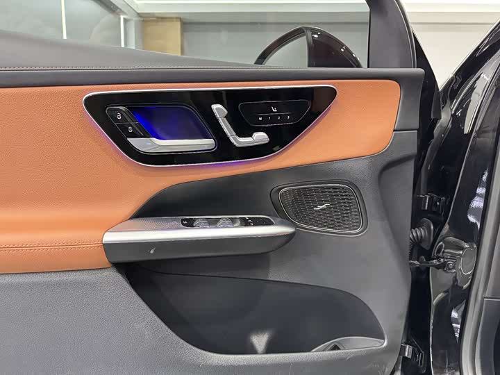 Фото 3 - Mercedes-Benz GLC-Class