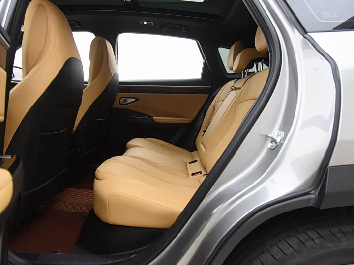 Фото 9 - Geely Galaxy L7