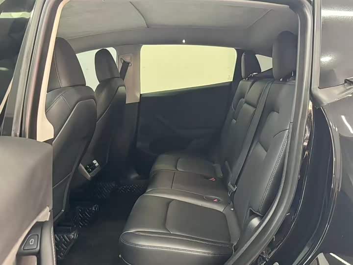 Фото 7 - Tesla Model Y