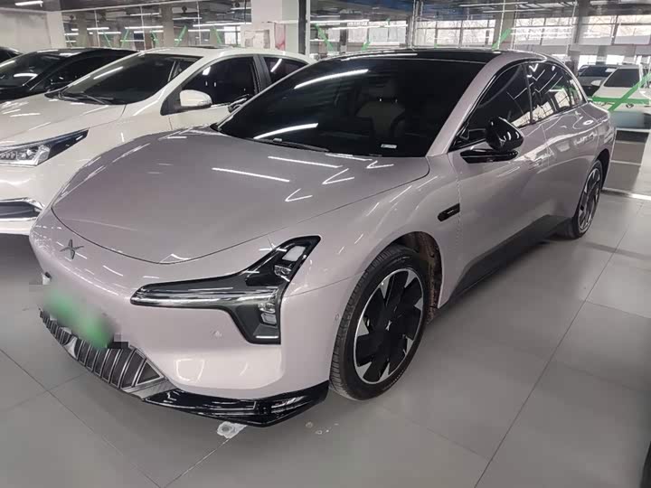 Фото 2 - XPeng Mona M03