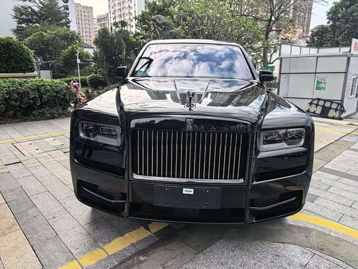 Фото 2 - Rolls-Royce Cullinan