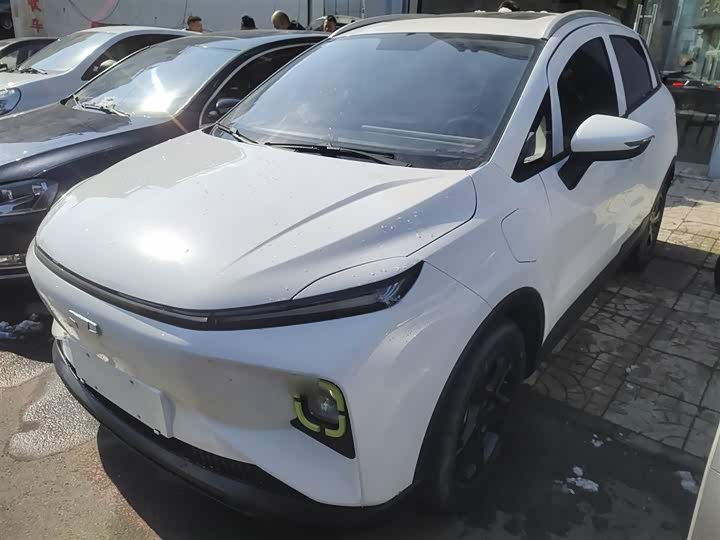 Фото 2 - Geely Geometry E Firefly