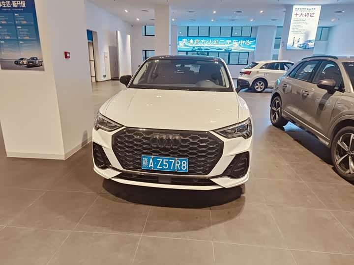 Фото 3 - Audi Q3 Sportback