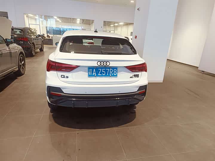 Фото 4 - Audi Q3 Sportback