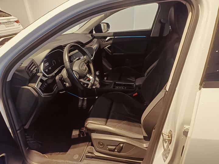 Фото 7 - Audi Q3 Sportback