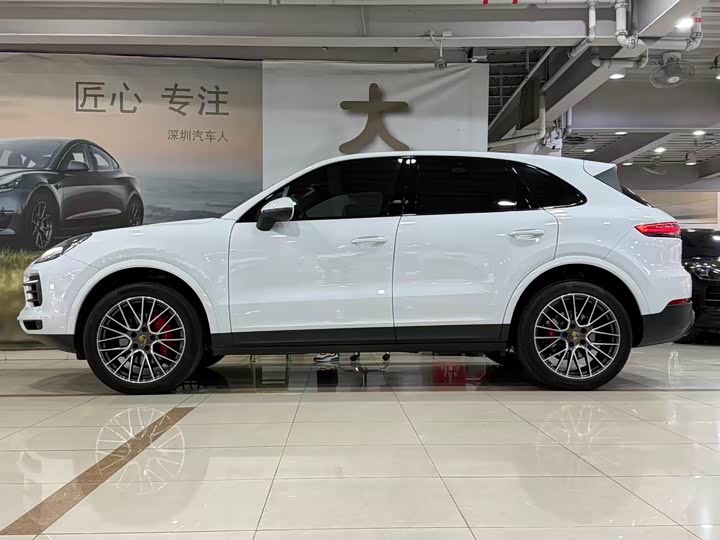 Фото 4 - Porsche Cayenne