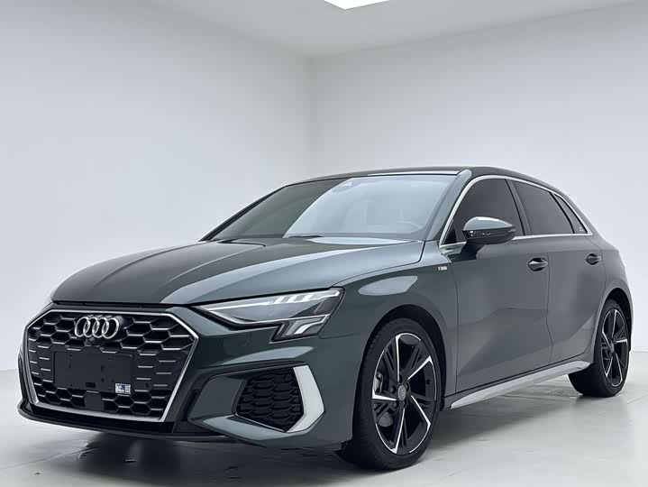 Фото 1 - Audi A3