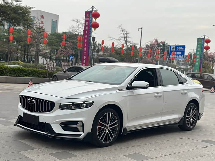 Фото 1 - Geely Preface