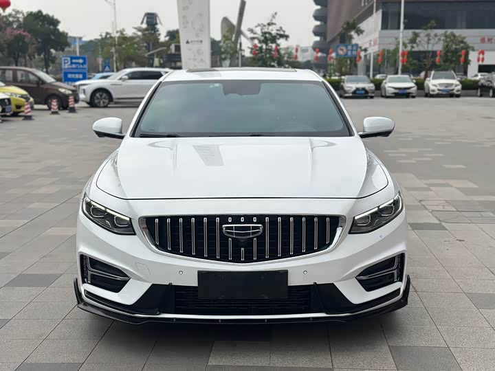 Фото 2 - Geely Preface