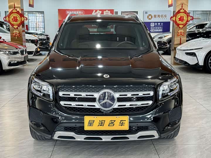 Фото 2 - Mercedes-Benz GLB-Class