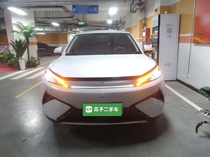 Фото 3 - BYD Yuan Plus