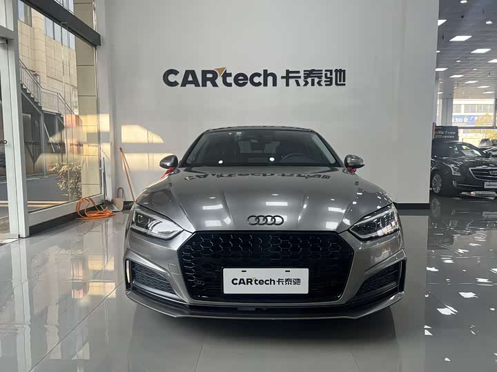 Фото 2 - Audi A5