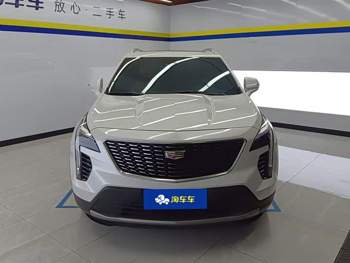 Фото 2 - Cadillac XT4