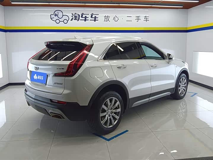 Фото 3 - Cadillac XT4