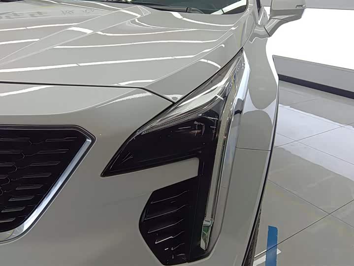 Фото 5 - Cadillac XT4