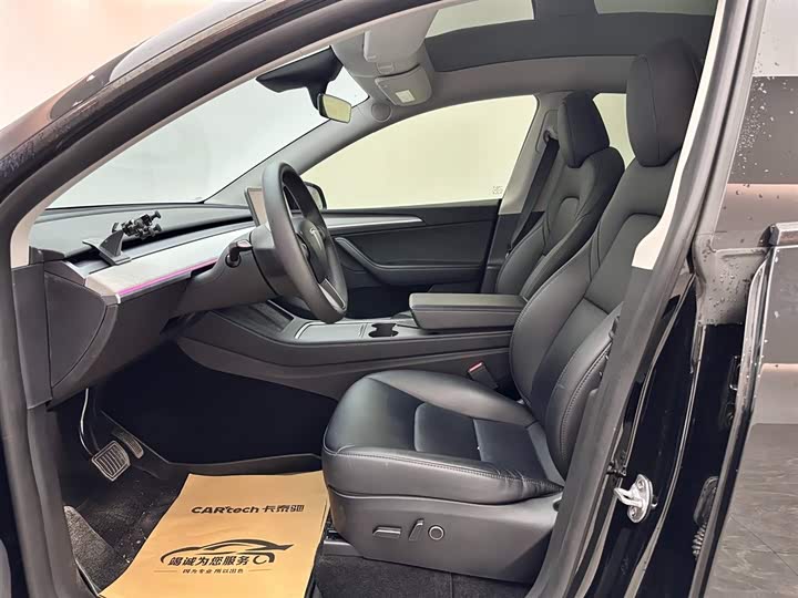 Фото 8 - Tesla Model Y