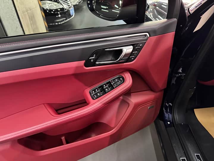 Фото 7 - Porsche Macan