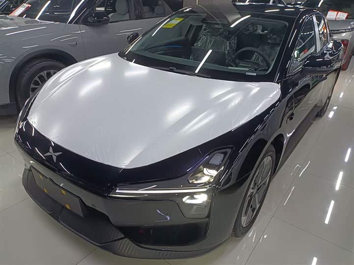 Фото 2 - XPeng Mona M03