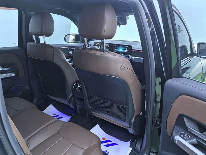 Фото 8 - Mercedes-Benz GLB-Class