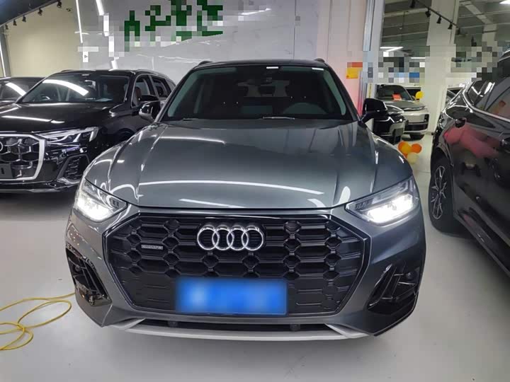 Фото 3 - Audi Q5L